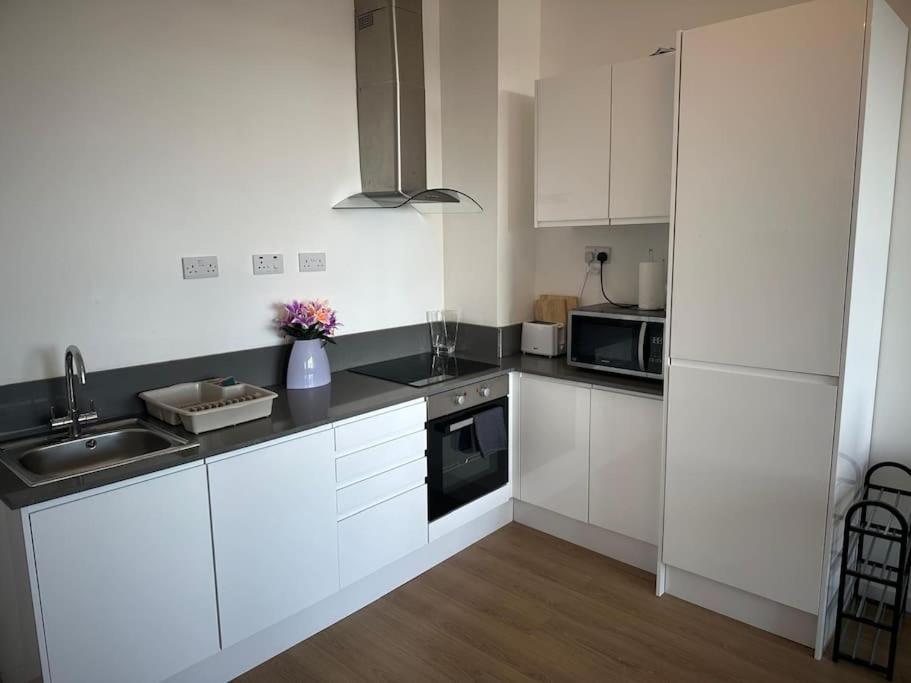 Flat 303 One Bedroom Apartment 伯明翰 外观 照片